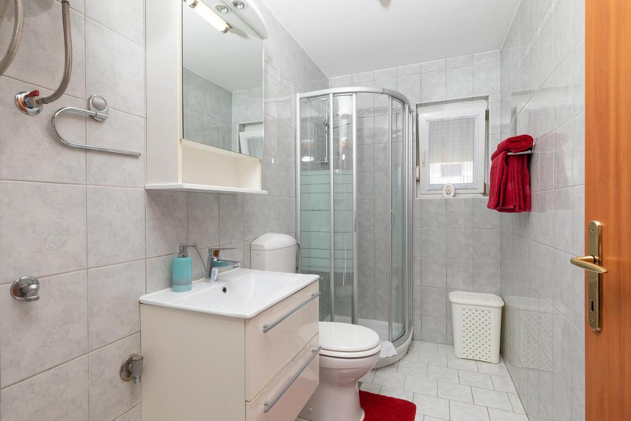 Apartmani Dujmovic Медулин Экстерьер фото